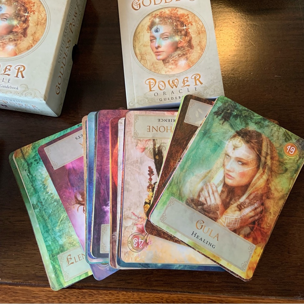 Goddess Power Oracle - Picture 3 of 5